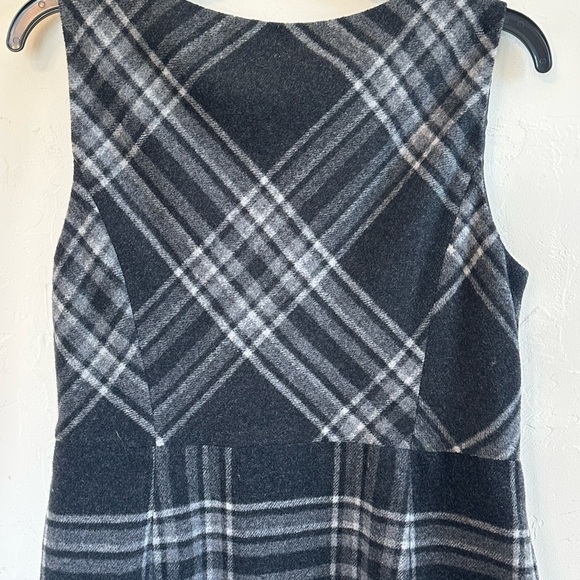 Lands' End Black & Gray Plaid Wool Classic Chic Jumper Midi Dress Sz 10 - Picture 7 of 10